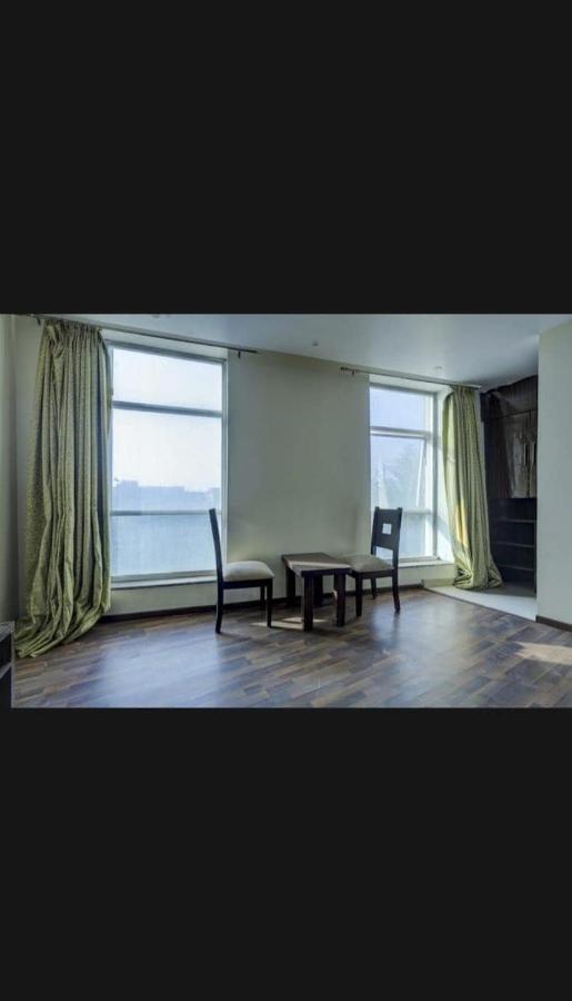 Townhouse Golden King Hotel New Delhi Exterior photo