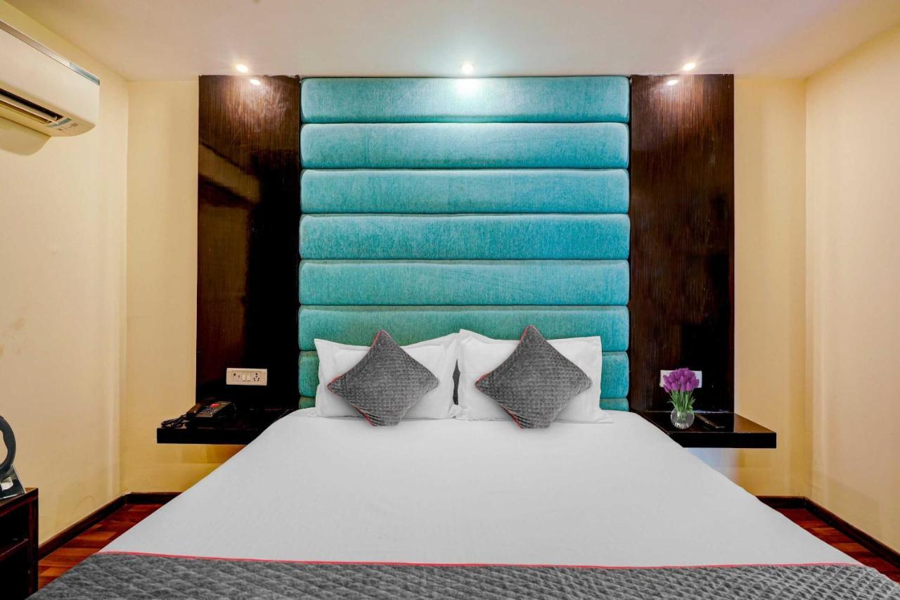 Townhouse Golden King Hotel New Delhi Exterior photo